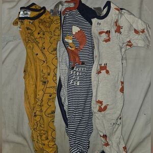 Gerber Baby Onesies in Yellow and Navy